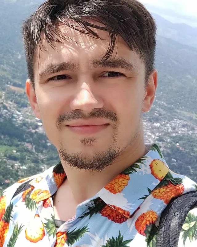 Nick Ursu, founder of EcomRolodex